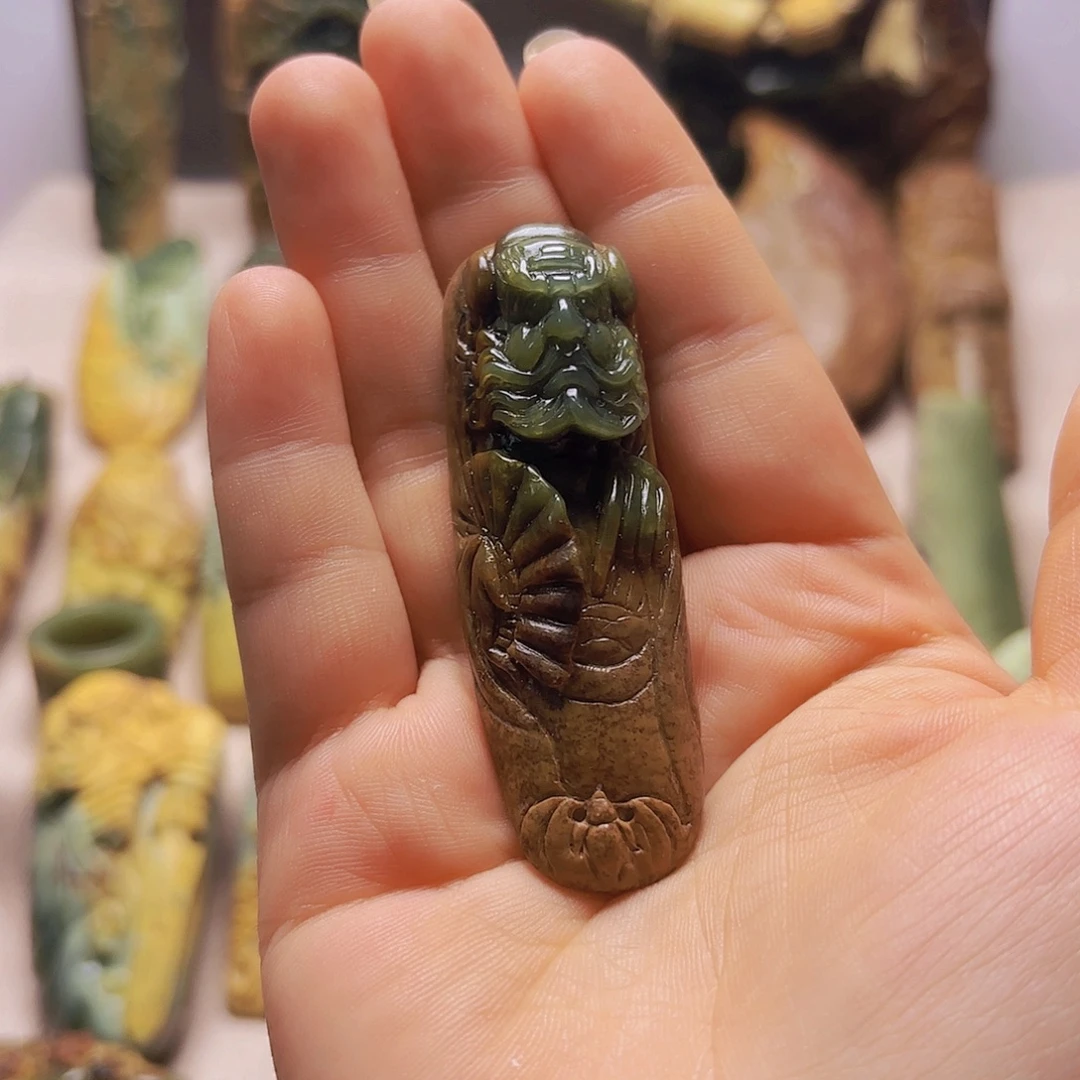 岫岩河磨玉（透闪石质玉）未镶嵌挂件