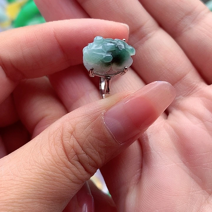 翡翠颈饰银S925镶嵌翡翠