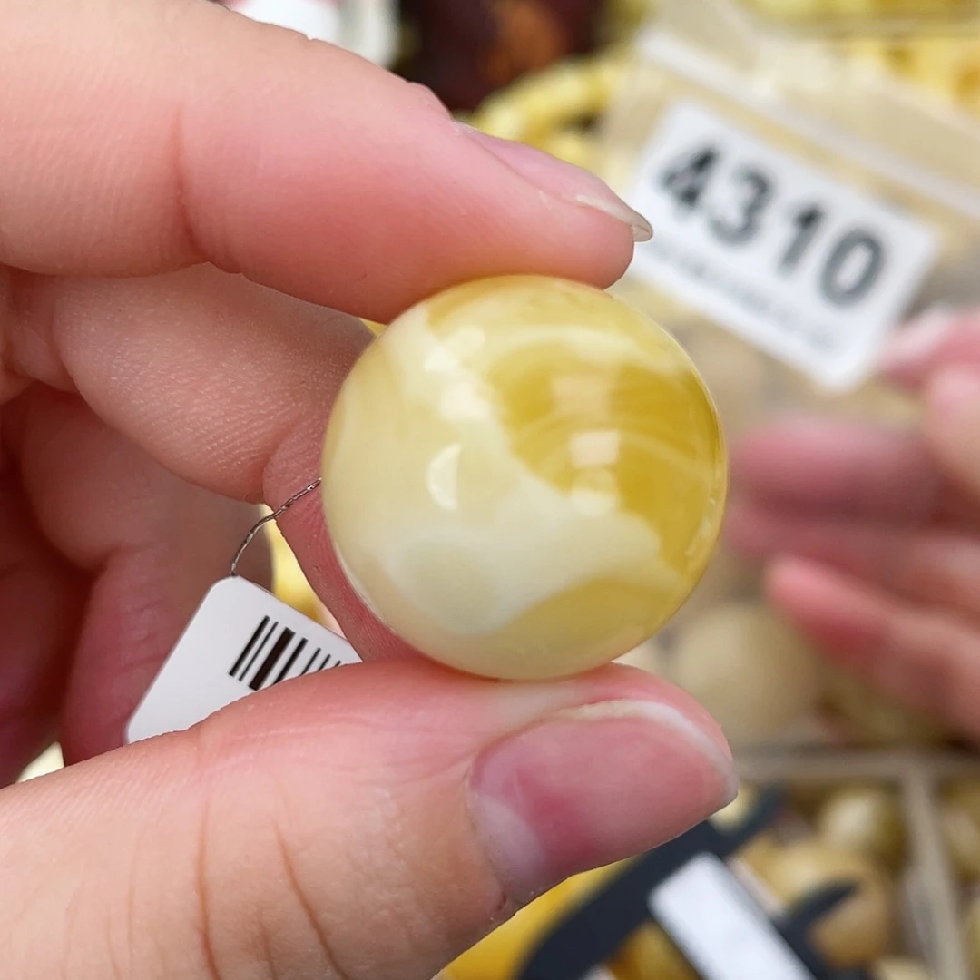 蜜蜡未镶嵌珠宝奇石21