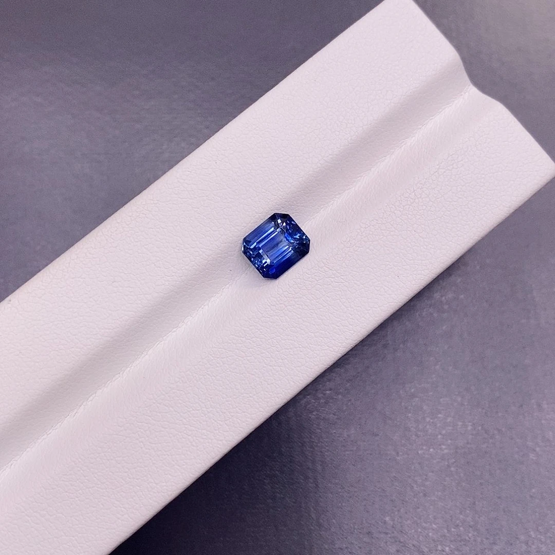 裸石蓝宝石2.2克拉