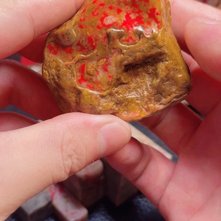 鸡血石昌化鸡血石
