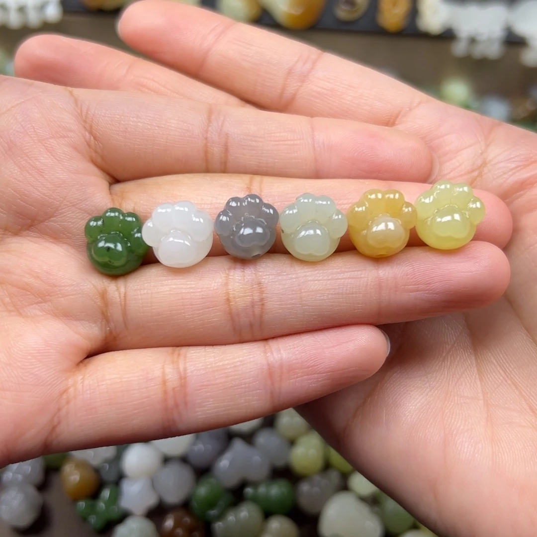 和田玉未镶嵌颈饰98一个多样性发其一