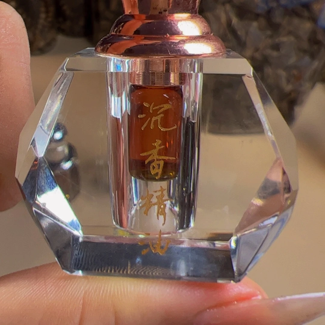 沉香沉香精油小*布海南国香虫漏1克