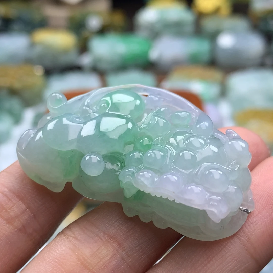 翡翠未镶嵌颈饰貔貅40