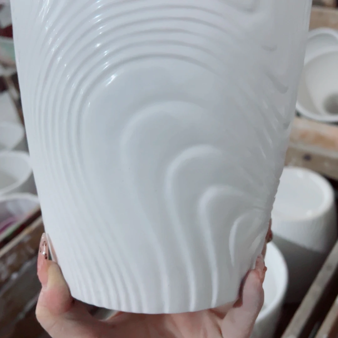 满10米包邮发货，默认打孔发货，不打孔联系客服备注。