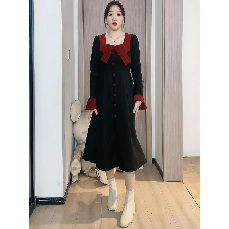 大码女装胖mm赫本风方领蝴蝶结撞色长袖连衣裙2025秋季显瘦长裙子