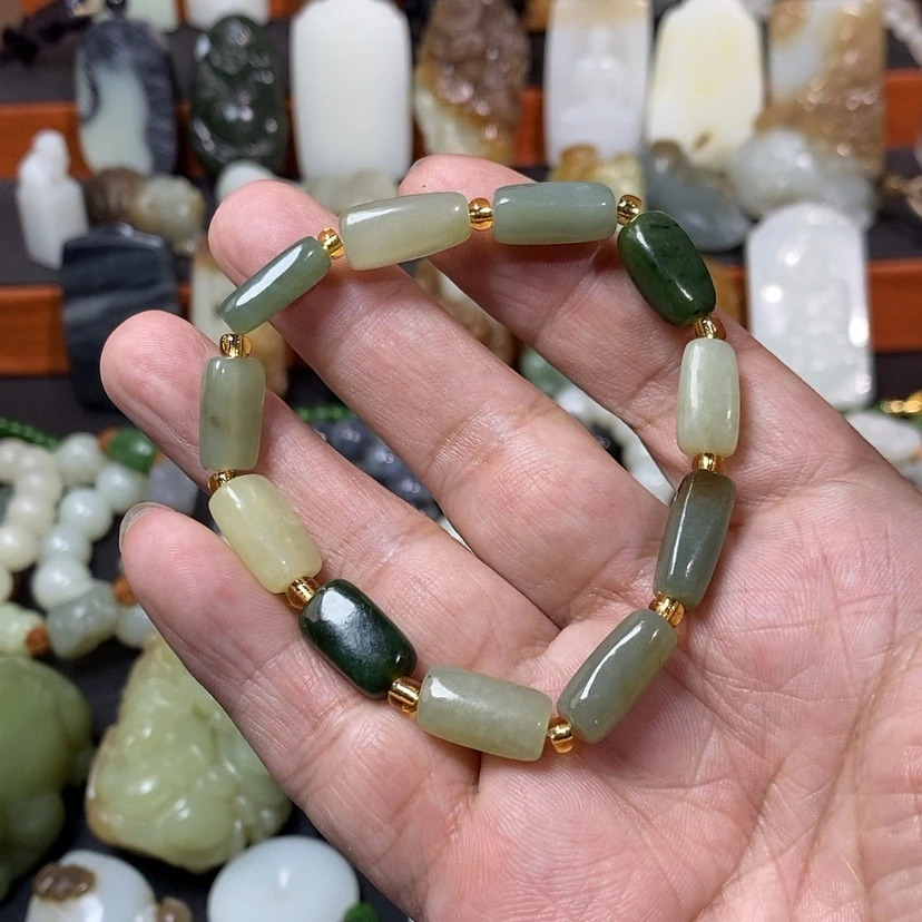 【闪购商品】颈饰未镶嵌和田玉