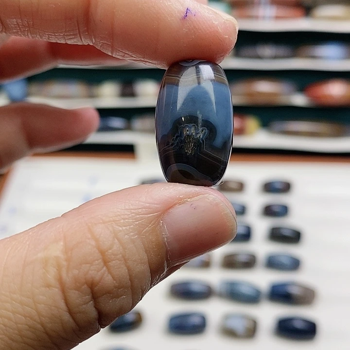 魔***楊玛瑙/玉髓未镶嵌颈饰