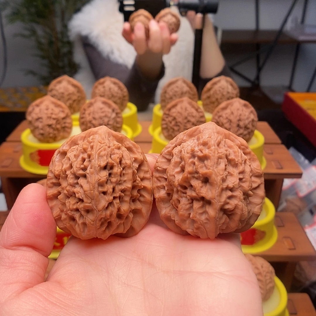 文玩核桃吊坠马老四41+