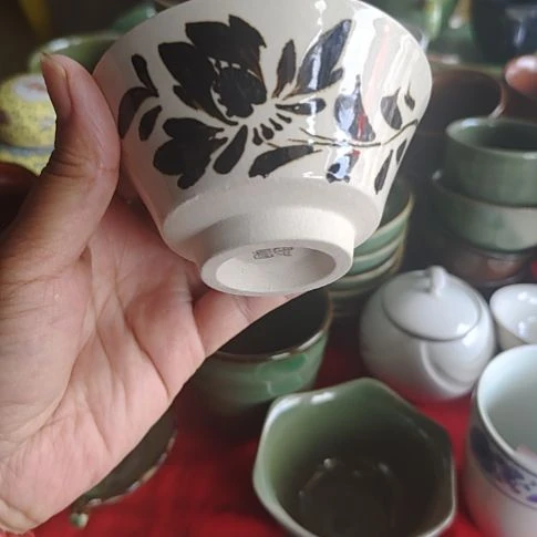 瓷片手绘斗笠小碗