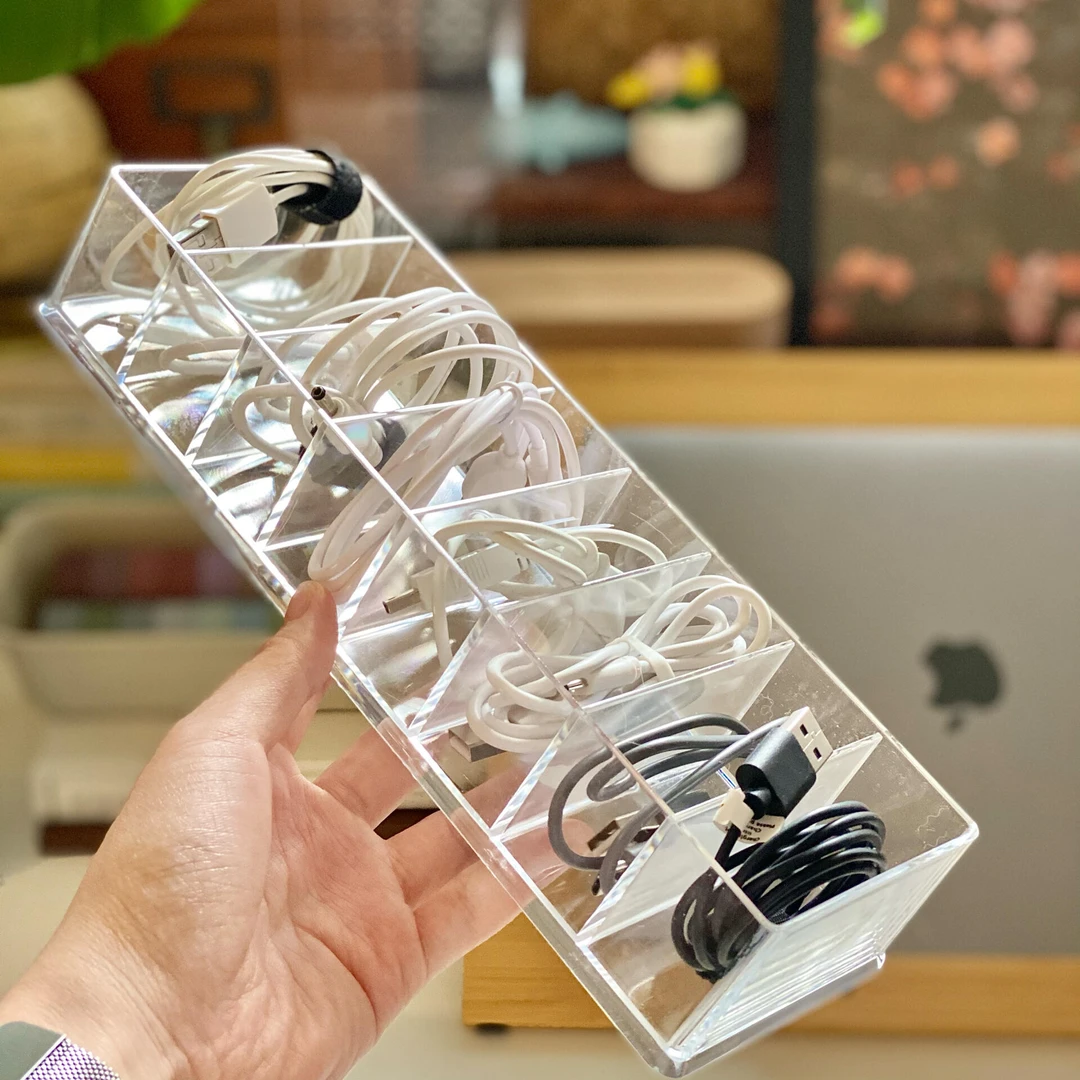 数据线收纳盒分格透明绕线器手机桌面电源理线盒充电头线整理神器