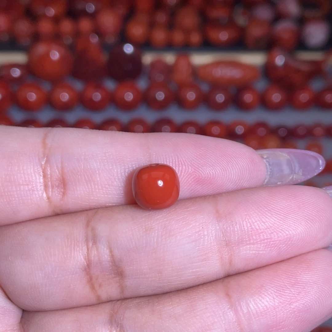 璐***了南红玛瑙未镶嵌老型