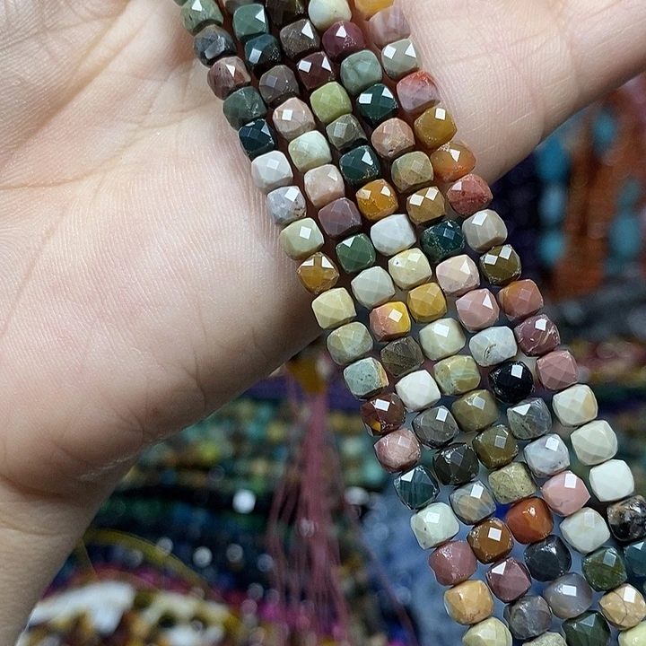 玛瑙/玉髓未镶嵌珠宝半成品天然阿拉善切面方糖卡4mm