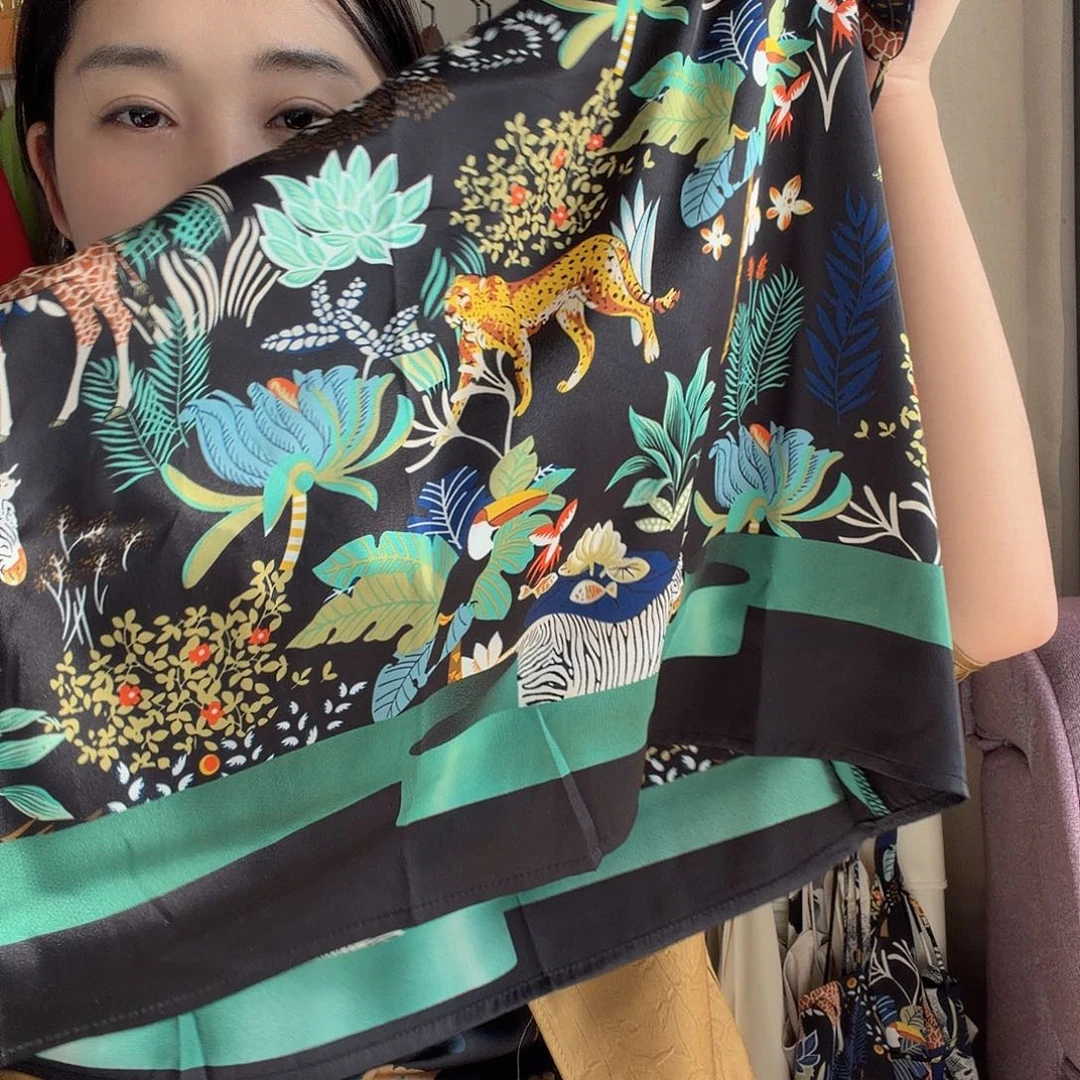 羊羔毛绿色吊带样品默认微瑕