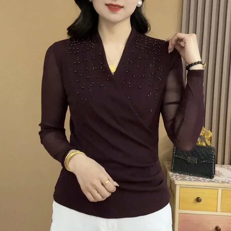 秋季新款2025长袖T恤时尚气质显瘦交叉领打底衫钉珠纯色上衣潮