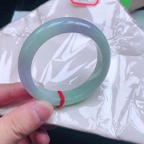 翡翠未镶嵌手镯正圈048