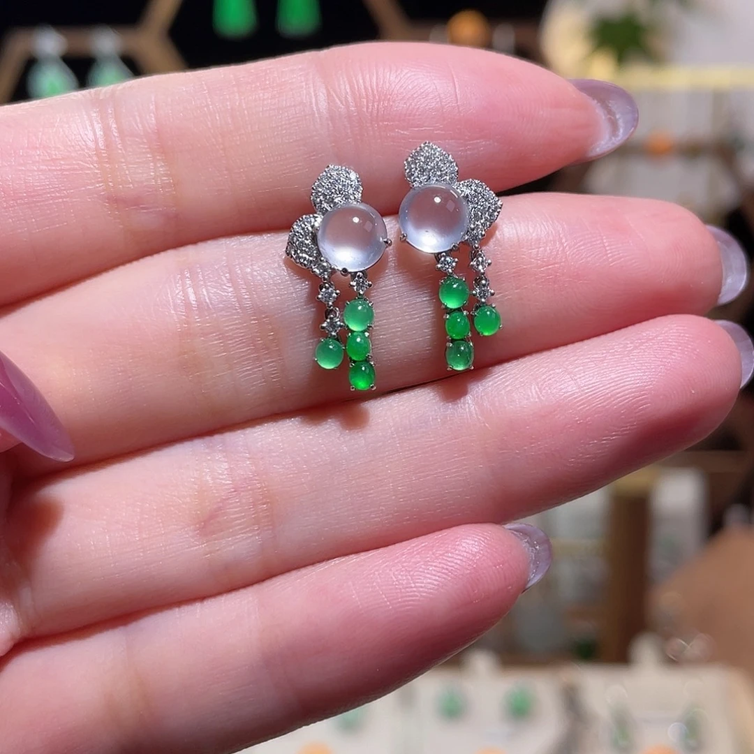 翡翠18K金镶嵌耳饰