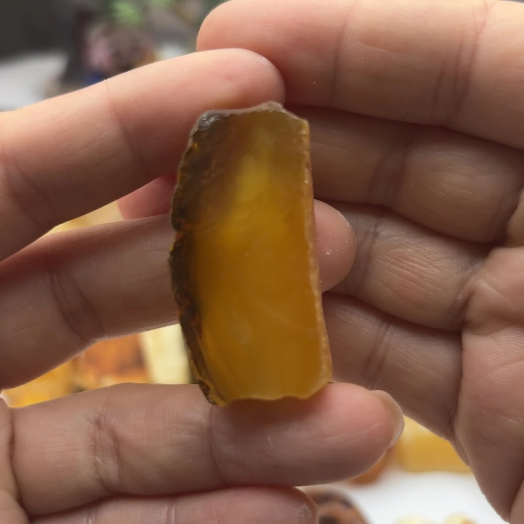 定制琥珀未镶嵌老*琥珀