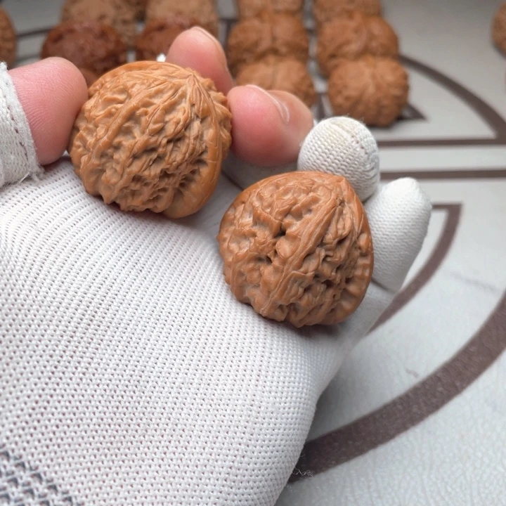 核桃手串/手链糖三角白