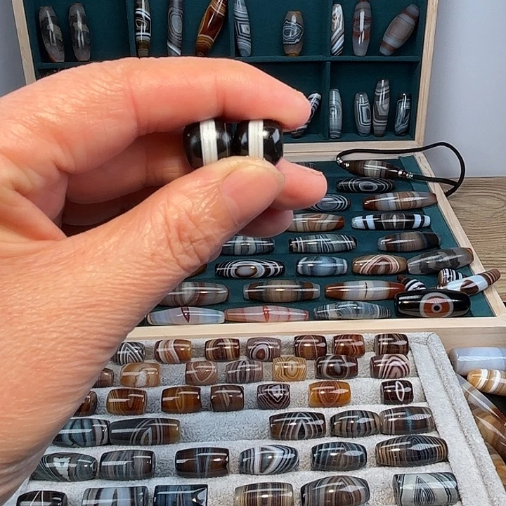 玛瑙/玉髓合金珠宝奇石