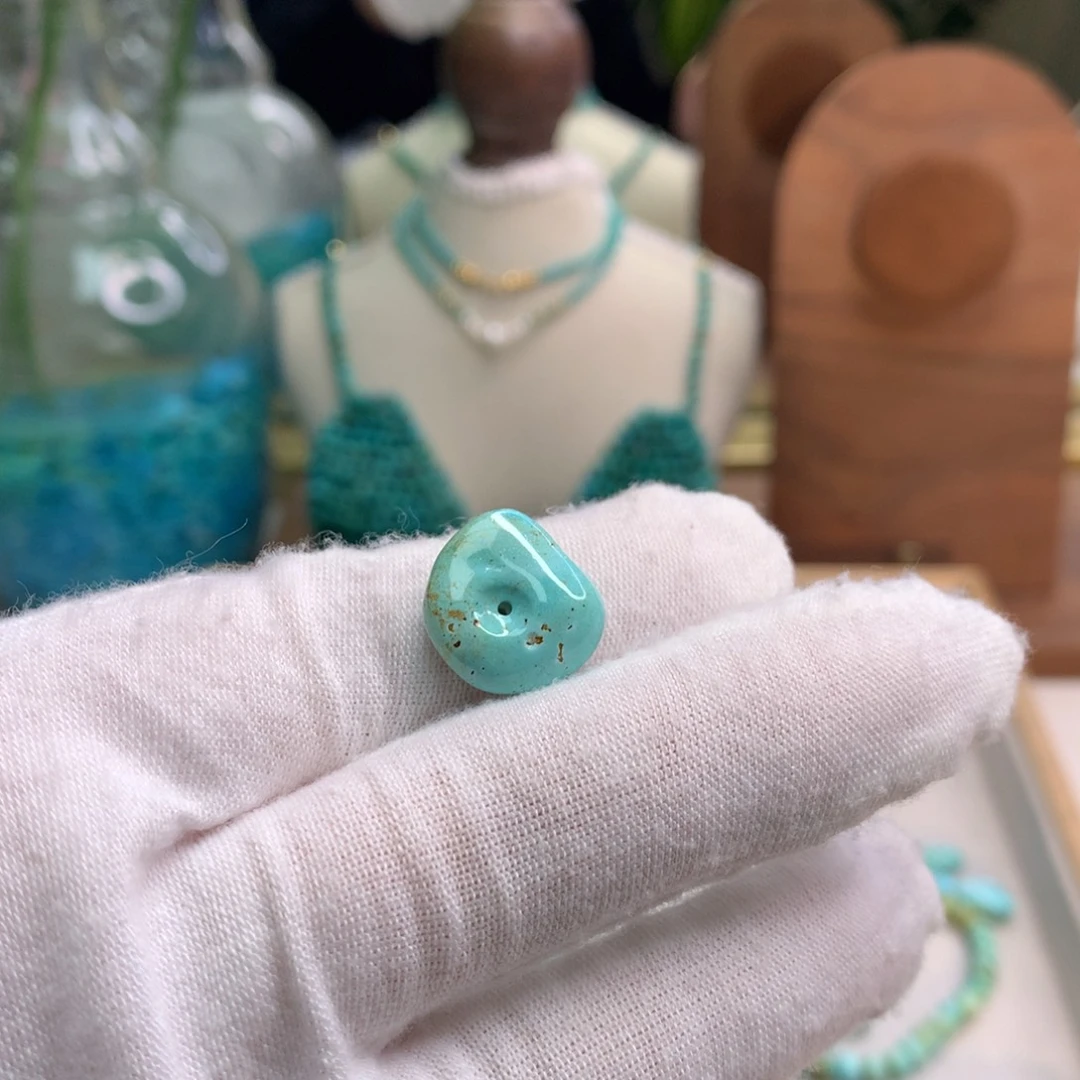 绿松石未镶嵌饰品