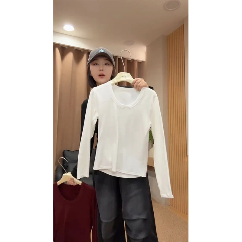 欧货2025秋季新款时髦简约风百搭休闲纯色显瘦U领长袖T恤上衣女
