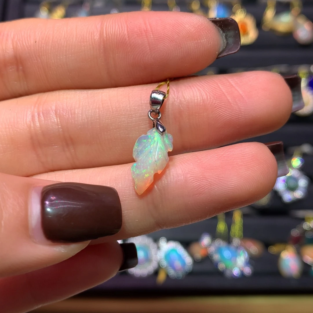 银S925镶嵌欧泊吊坠款式