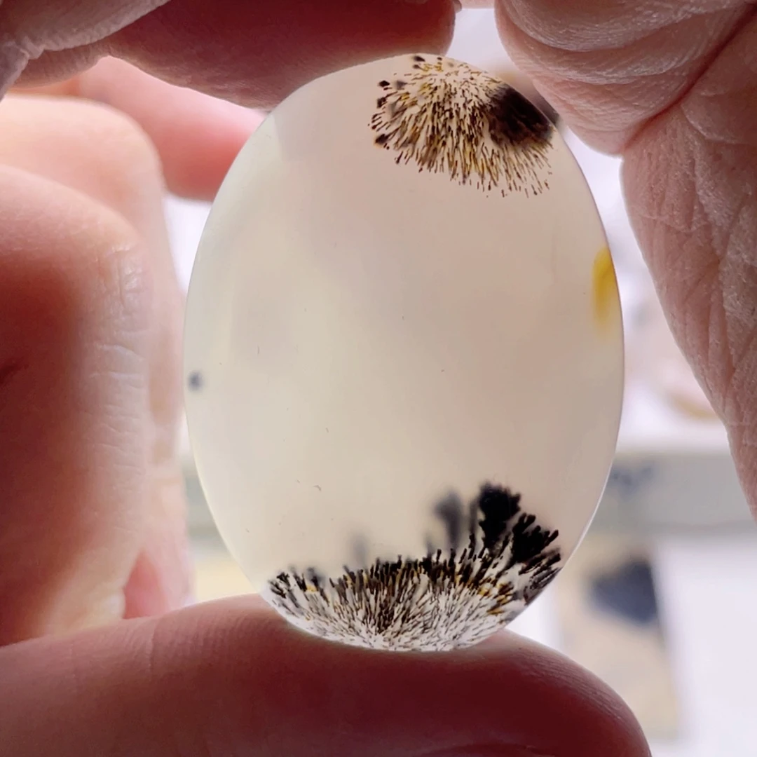 玛瑙/玉髓未镶嵌珠宝奇石