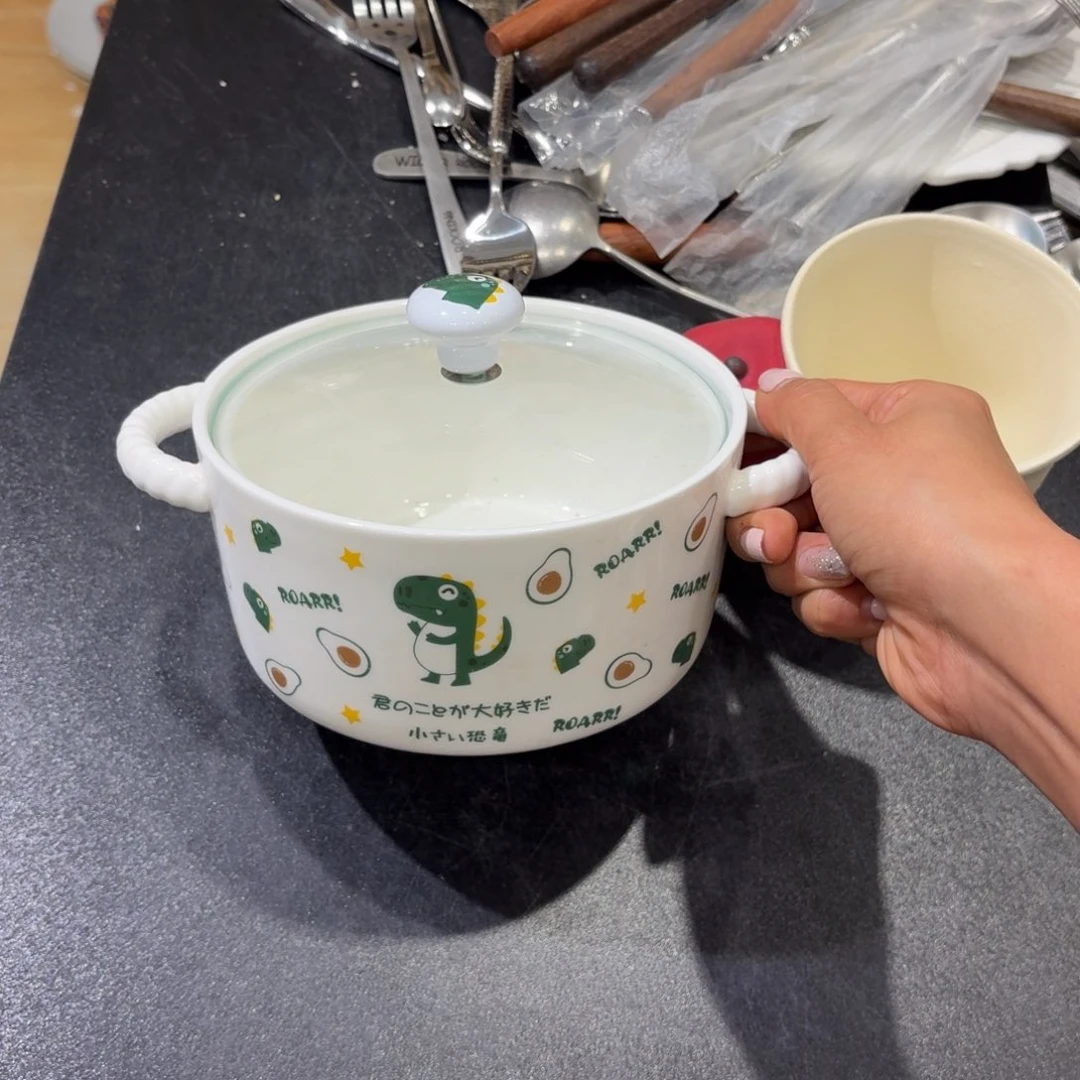 瓷一个泡面碗一个