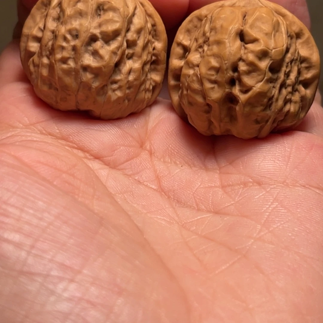 文玩核桃把件头****安南疆