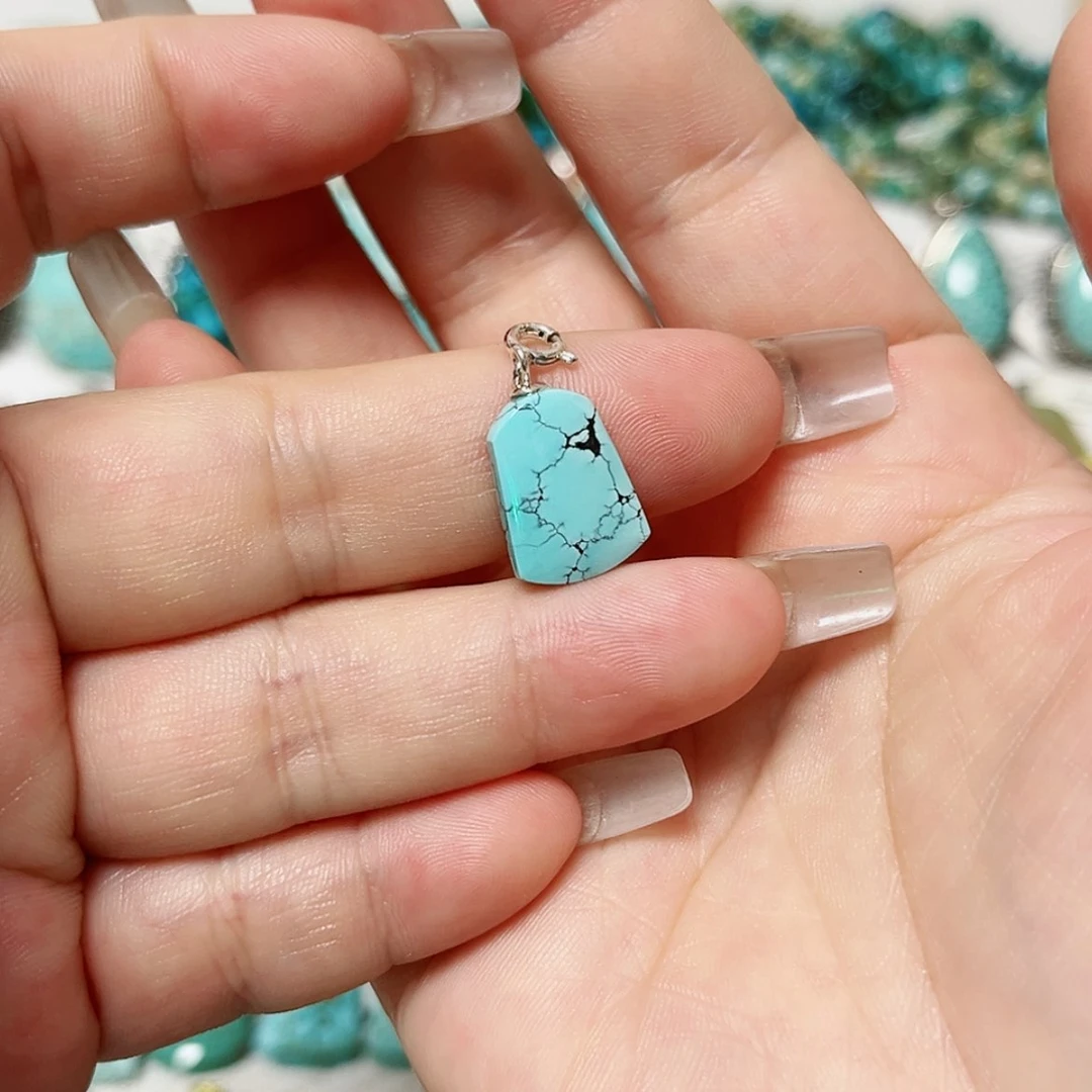 【闪购商品】南红玛瑙未镶嵌珠宝奇石