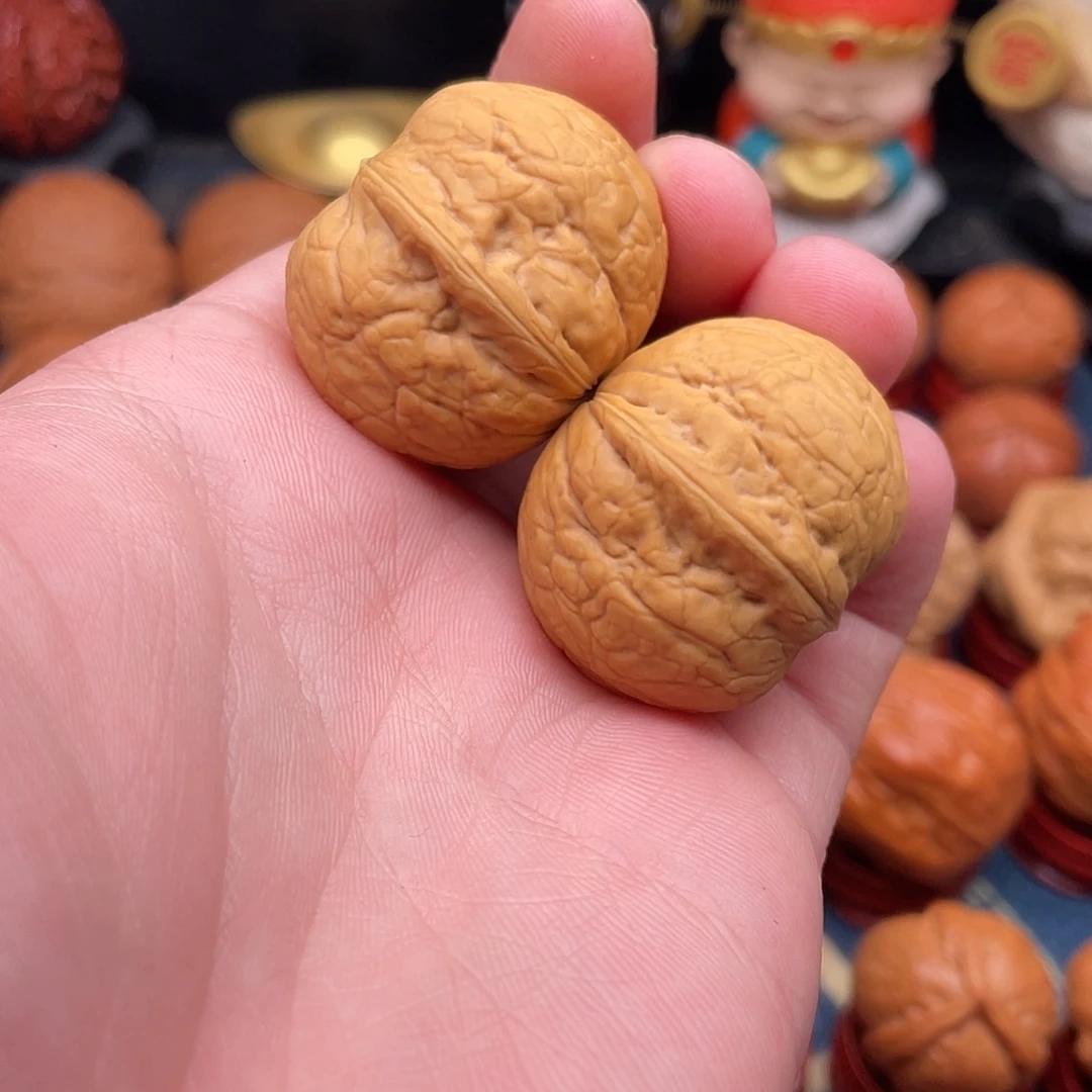 宇***文玩核桃把件精品小手捻