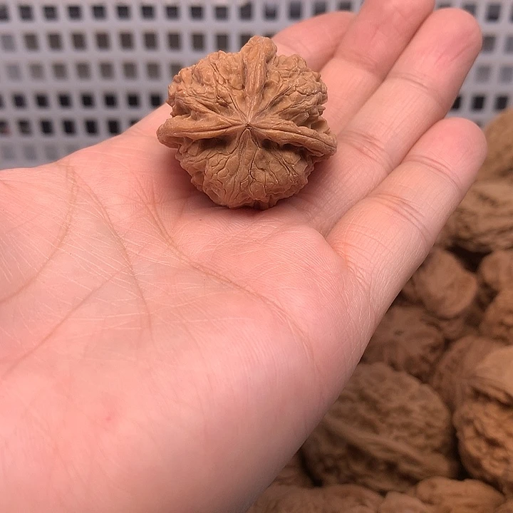 杨***六文玩核桃吊坠文玩核桃