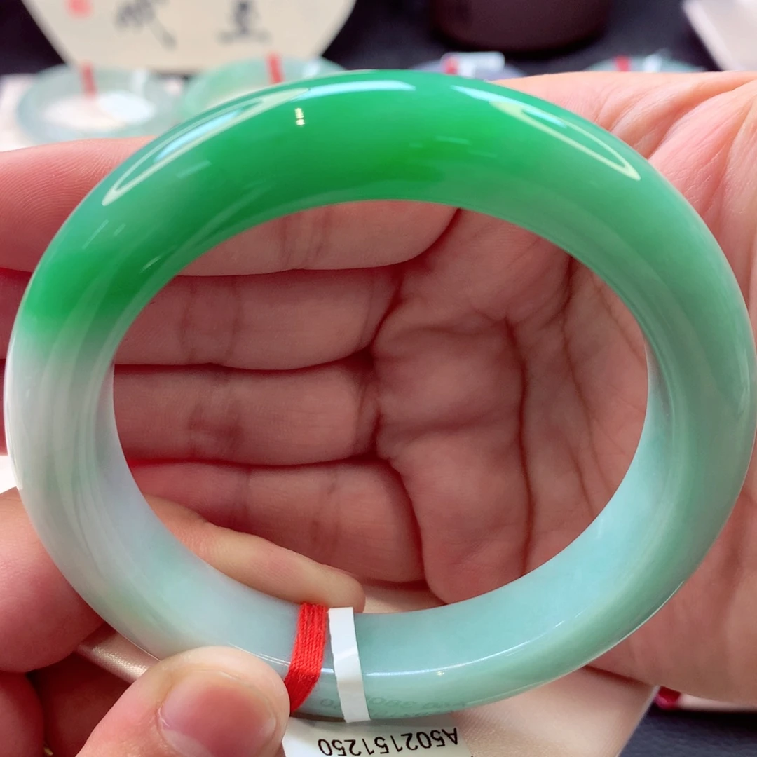翡翠手镯未镶嵌馨大圈捡漏11