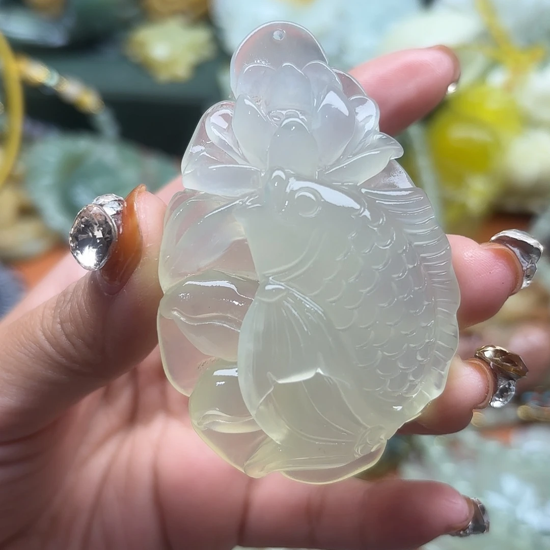 蛇纹石玉未镶嵌吊坠