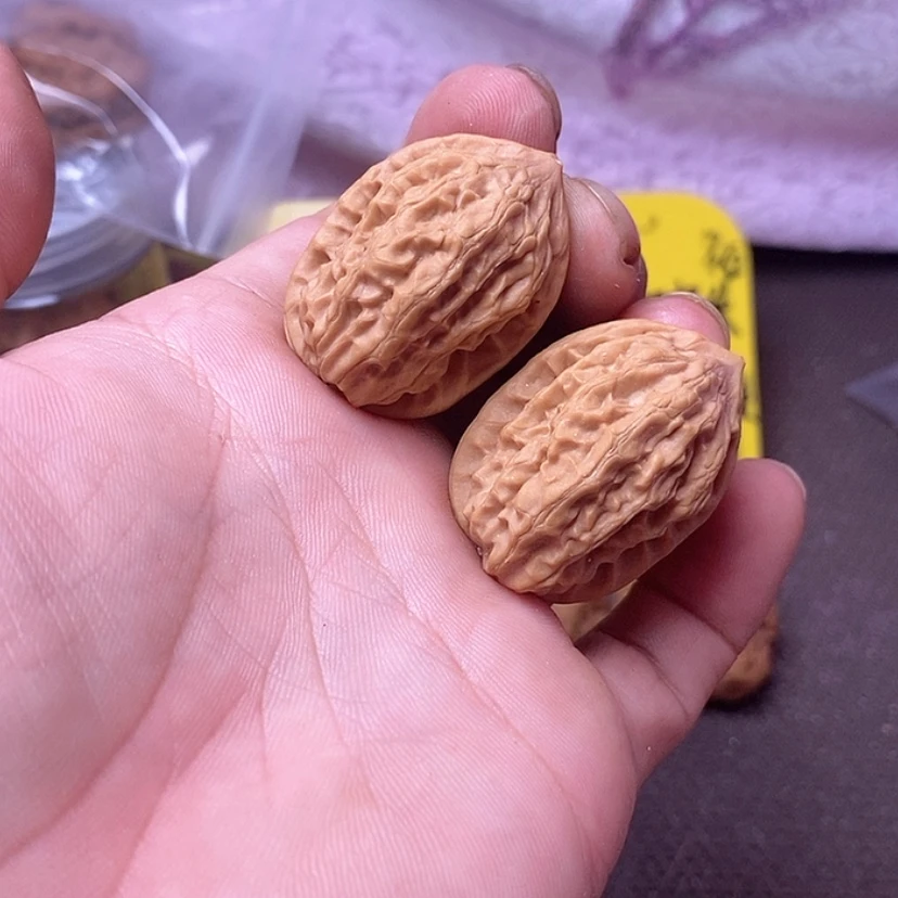 【闪购商品】吊坠文玩核桃2.8野生鸡心
