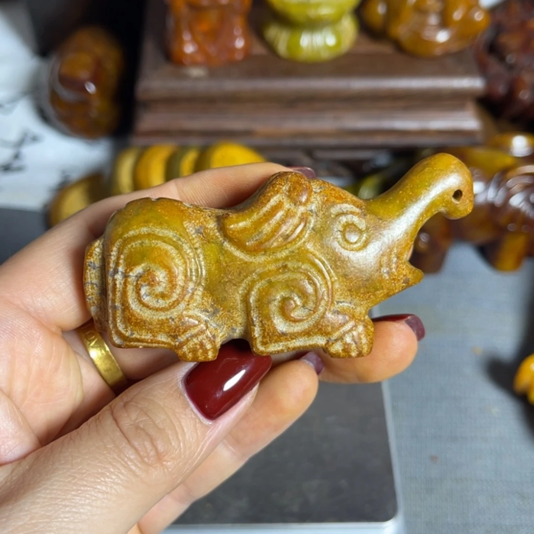 蛇纹石玉合金颈饰