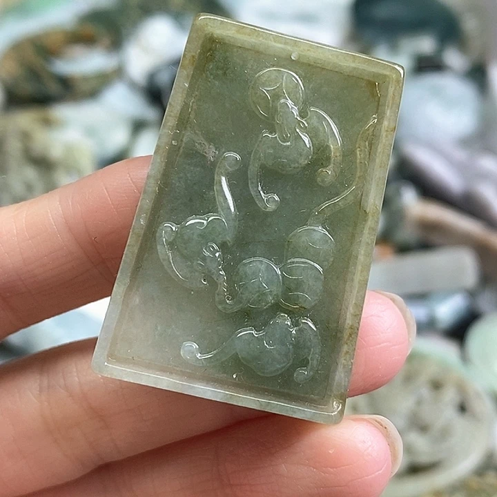 翡翠未镶嵌颈饰天然翡翠117