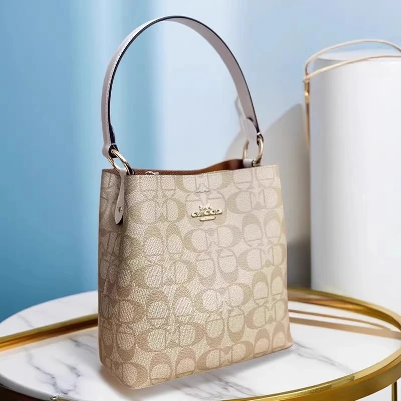 香港品牌2025新款包现货单肩包斜挎包水桶包奢侈品包手提包女包