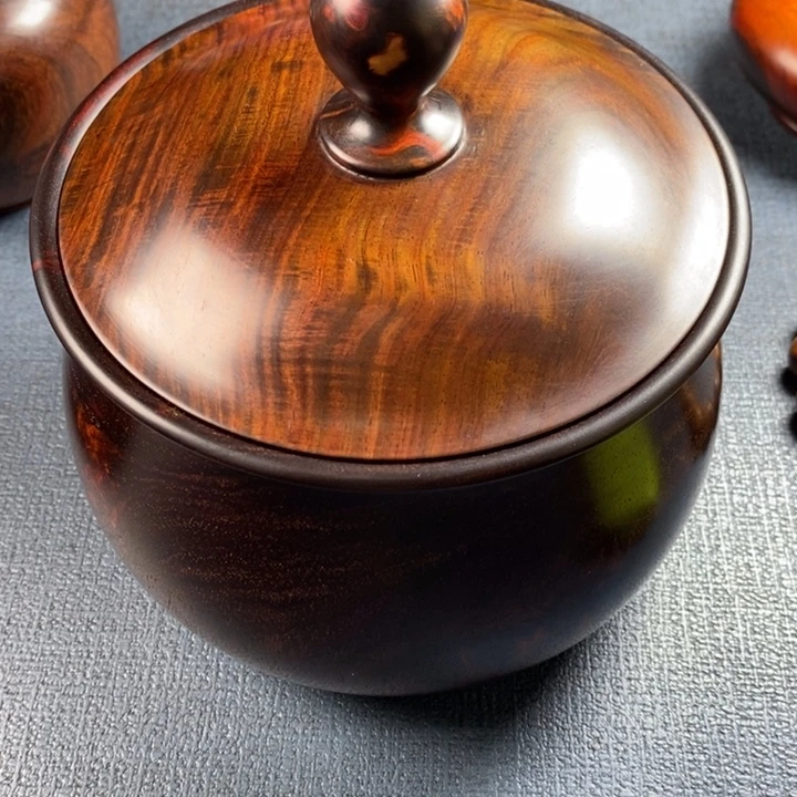 用***3交趾黄檀（大红酸枝）