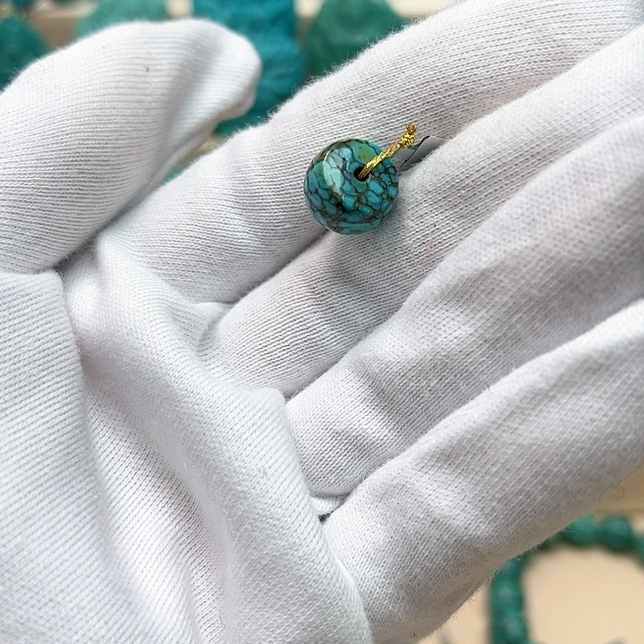 绿松石珠宝未镶嵌