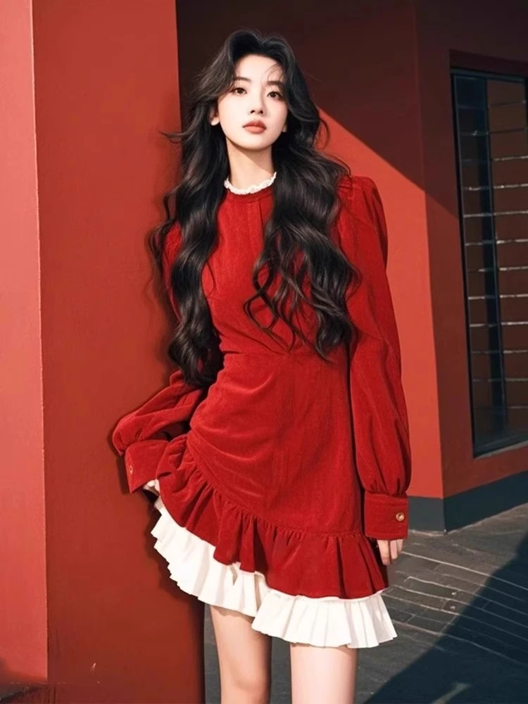 【KEKE】春季2025新款富家千金穿搭拼接荷叶边下摆红色灯芯绒连衣裙