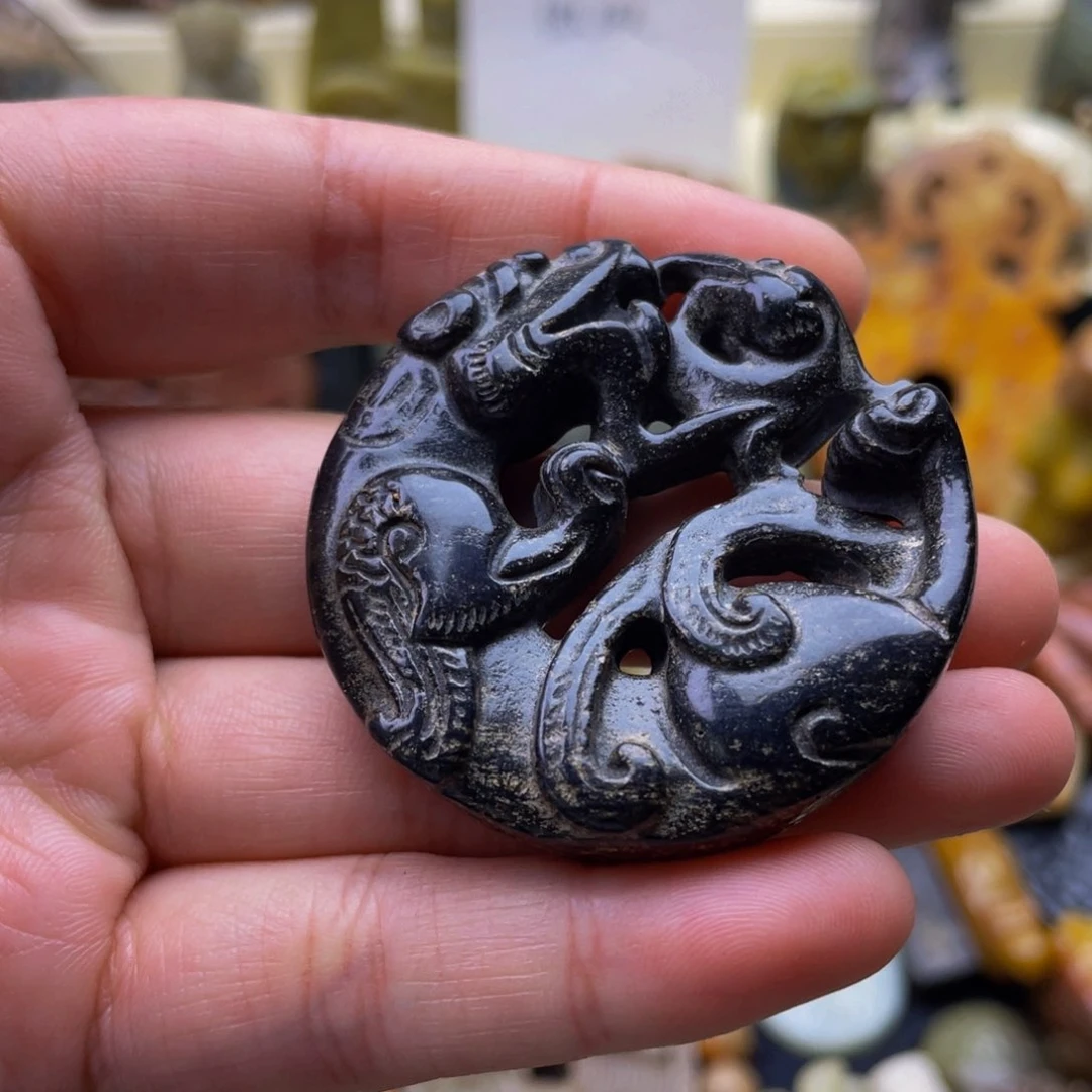 蛇纹石玉未镶嵌颈饰6