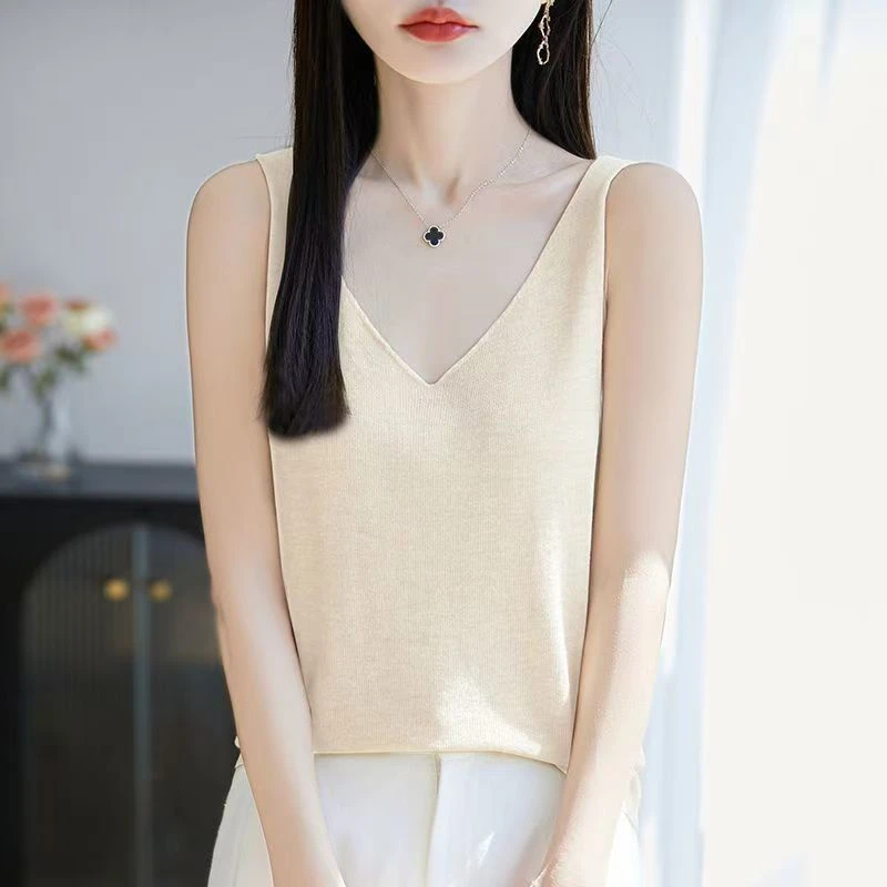 【茶芙巷】一线成衣2596无缝精仿羊毛卷边内搭V领吊带【YJL】