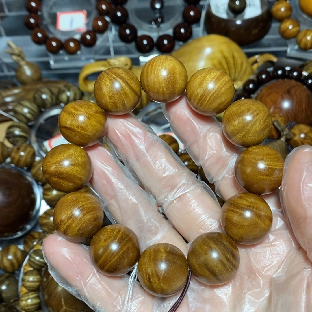 金丝楠木雕工艺品20