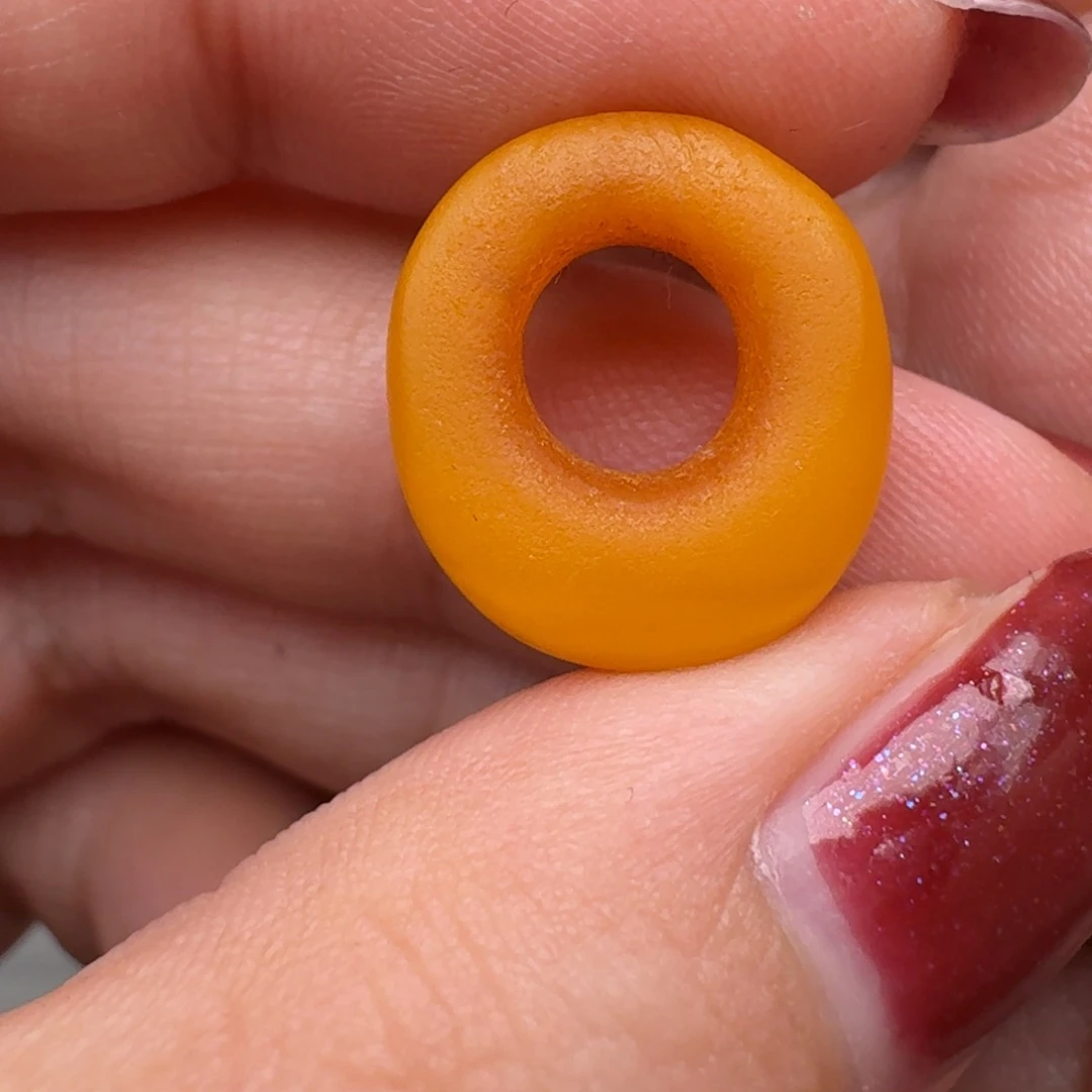 未镶嵌颈饰蜜蜡齐*直径15到16小圈圈