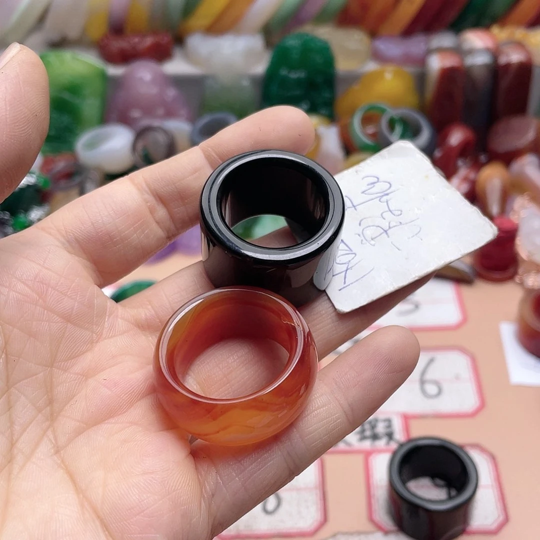 玛瑙/玉髓颈饰合金十**月