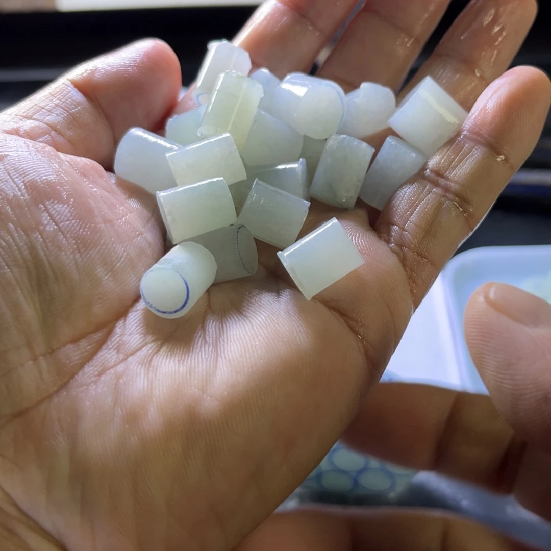 定制翡翠未镶嵌19颗卡10圆珠包工保无裂帝王漏福利