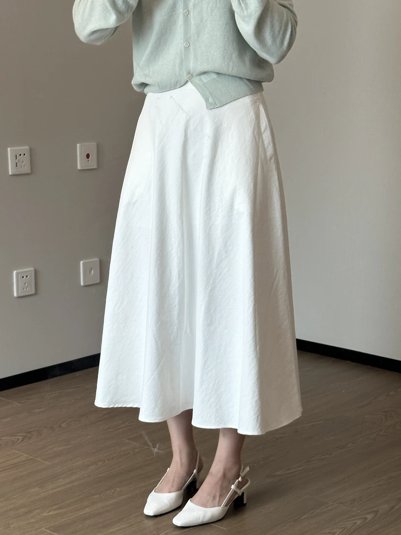 JUJU 东大门chao有垂感的白色半身裙