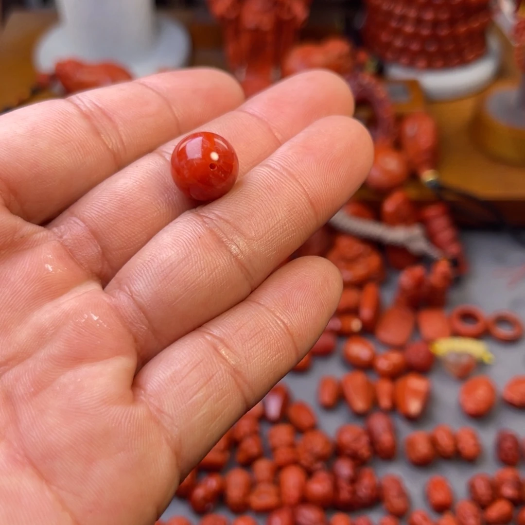 乐****南红玛瑙未镶嵌川料精工配饰